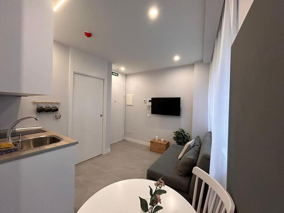 Cozy Studio In Tetuan - En 1/9 Madrid Exterior foto