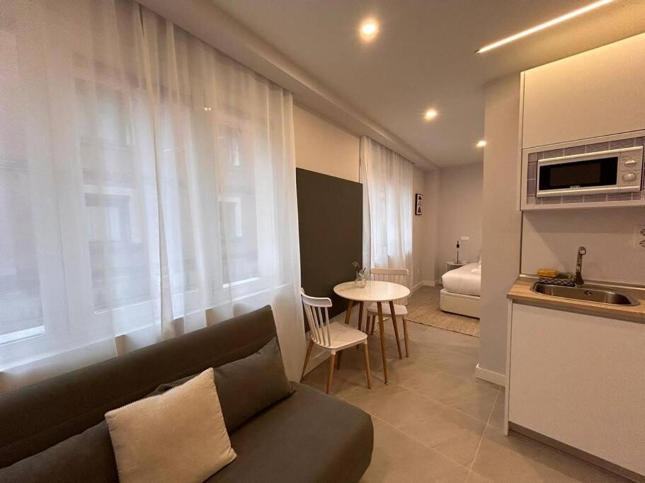 Cozy Studio In Tetuan - En 1/9 Madrid Exterior foto